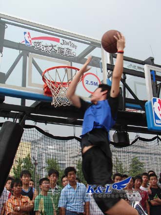 友的尊敬在